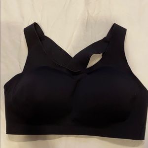 Lululemon Enlite bra 36DD